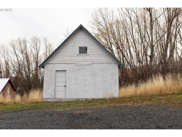 69717 ANTLES Ln, Cove, OR 97824