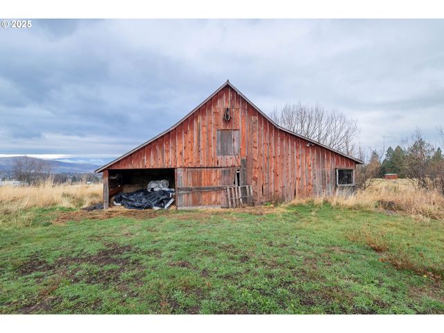 69717 ANTLES Ln, Cove, OR 97824