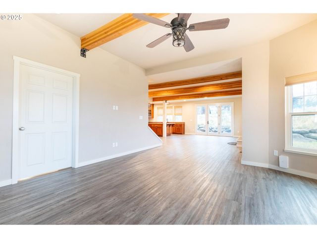 69717 ANTLES Ln, Cove, OR 97824