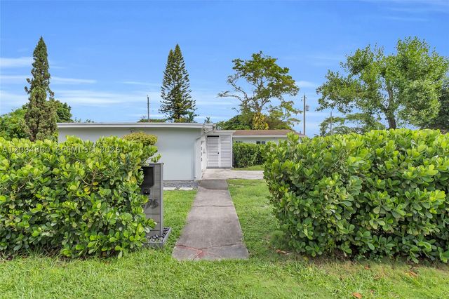 1175 NE 109th St, Miami, FL 33161