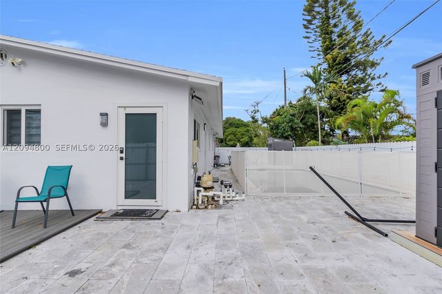 1175 NE 109th St, Miami, FL 33161