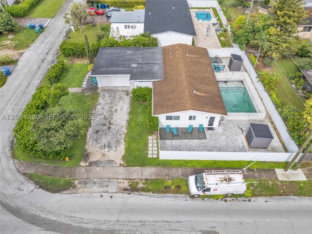 1175 NE 109th St, Miami, FL 33161