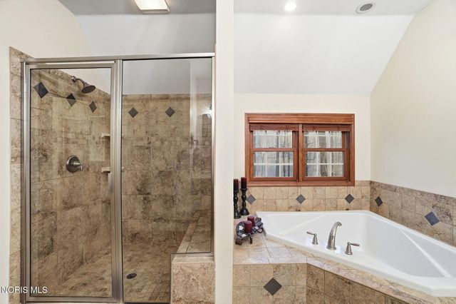 7795 Southbranch Terrace, Monclova, OH 43542