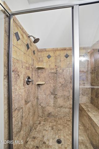 7795 Southbranch Terrace, Monclova, OH 43542