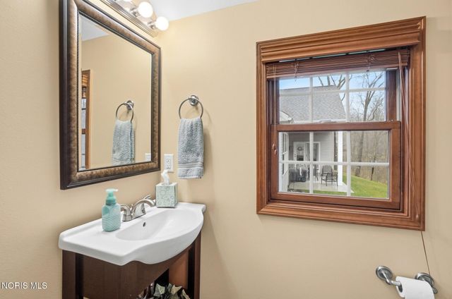 7795 Southbranch Terrace, Monclova, OH 43542