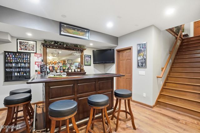 7795 Southbranch Terrace, Monclova, OH 43542