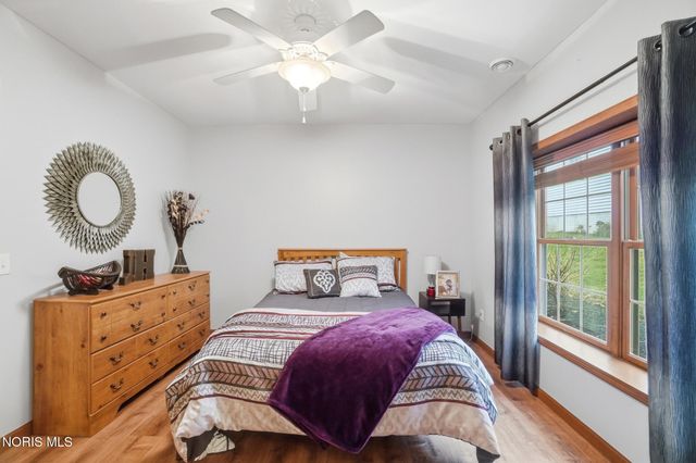 7795 Southbranch Terrace, Monclova, OH 43542