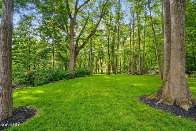 7795 Southbranch Terrace, Monclova, OH 43542