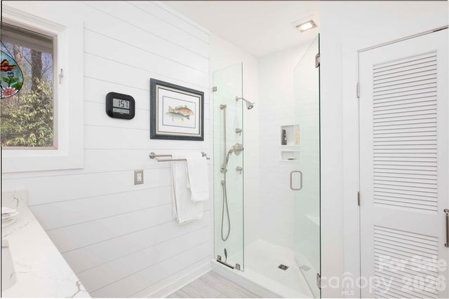 1580 Fairway Drive, Lake Toxaway, NC 28747