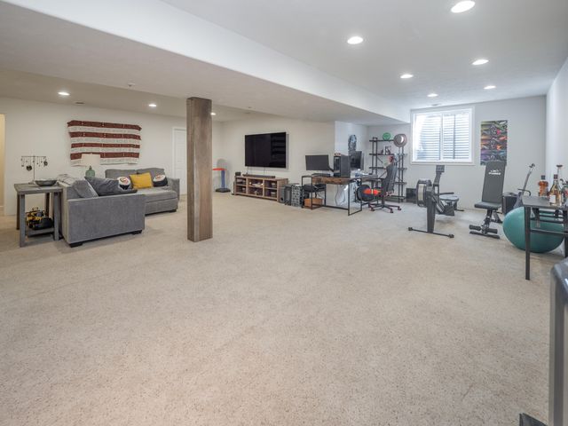 9935 Mariner Street, Portage, MI 49002