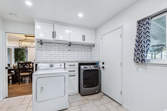 4341 W Dakota Avenue, Fresno, CA 93722