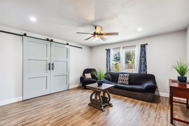 4341 W Dakota Avenue, Fresno, CA 93722