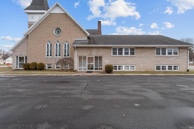 1007 S Michigan Street, Burlington, IN 46915