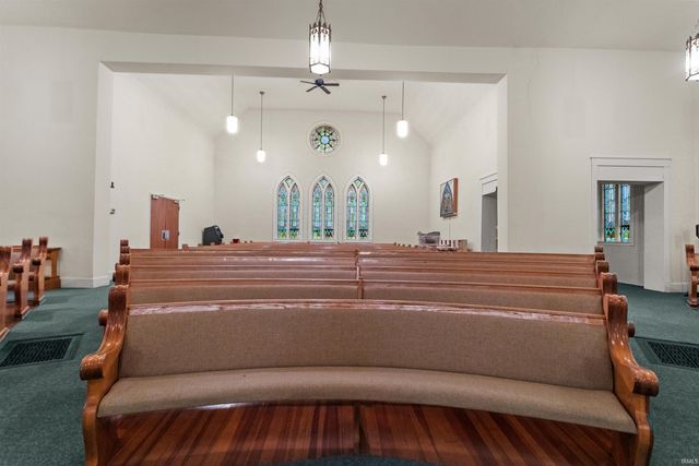 1007 S Michigan Street, Burlington, IN 46915