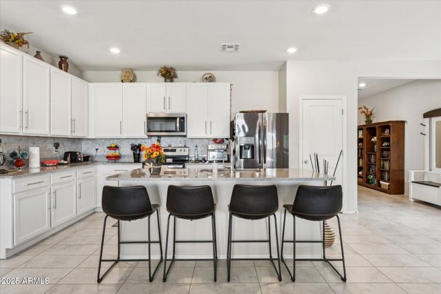 7764 S AGASSIZ PEAK Court, Gold Canyon, AZ 85118