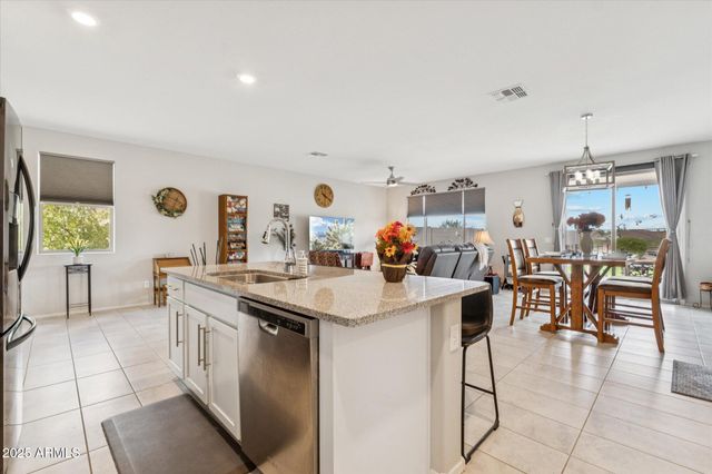 7764 S AGASSIZ PEAK Court, Gold Canyon, AZ 85118