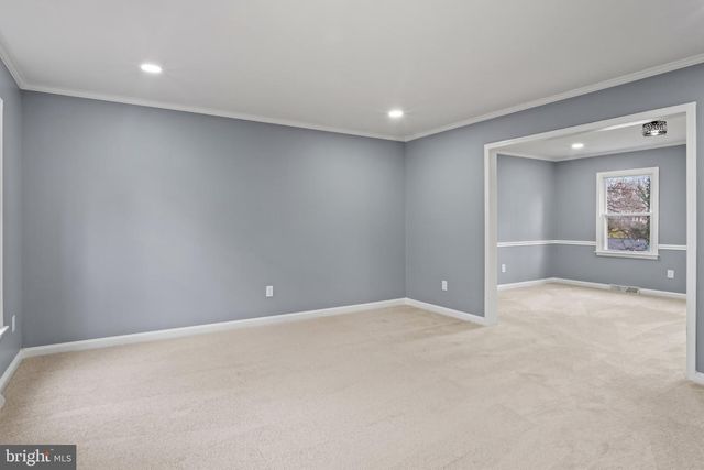 16048 FAIRWAY DR, Dumfries, VA 22025