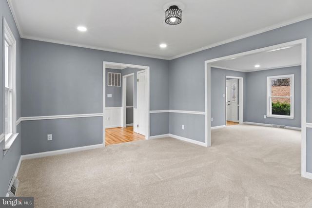 16048 FAIRWAY DR, Dumfries, VA 22025