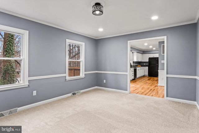 16048 FAIRWAY DR, Dumfries, VA 22025