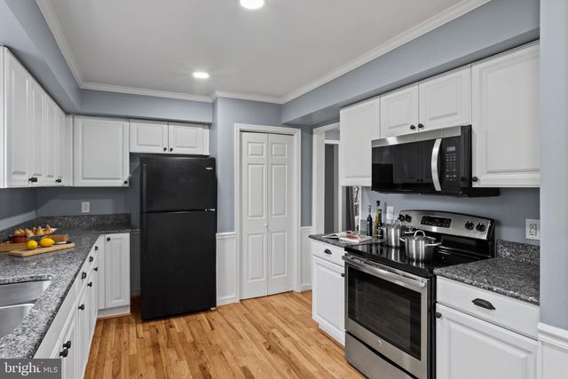 16048 FAIRWAY DR, Dumfries, VA 22025