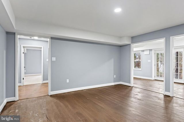 16048 FAIRWAY DR, Dumfries, VA 22025