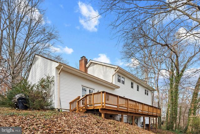 16048 FAIRWAY DR, Dumfries, VA 22025