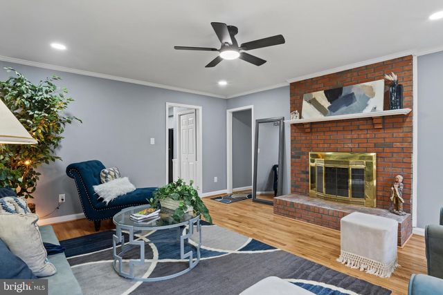 16048 FAIRWAY DR, Dumfries, VA 22025