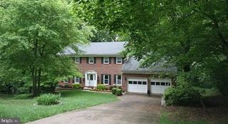 16048 FAIRWAY DR, Dumfries, VA 22025