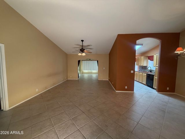 19454 N 83RD Drive, Peoria, AZ 85382