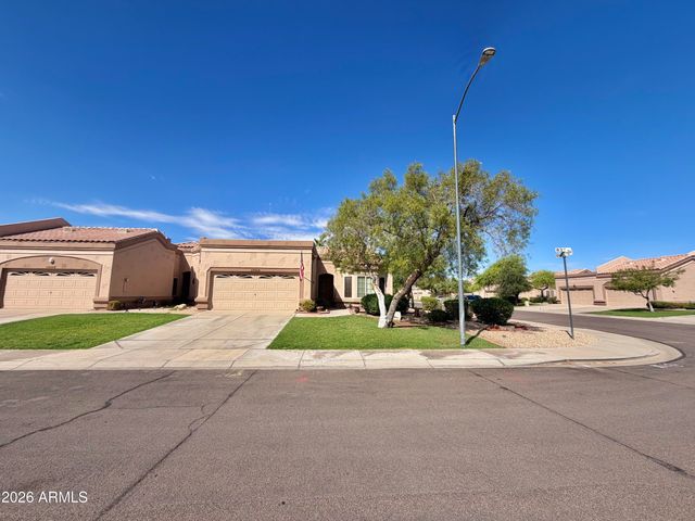 19454 N 83RD Drive, Peoria, AZ 85382
