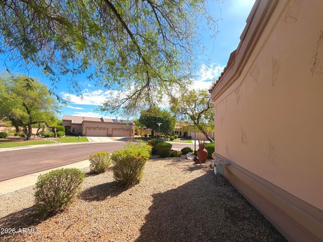 19454 N 83RD Drive, Peoria, AZ 85382
