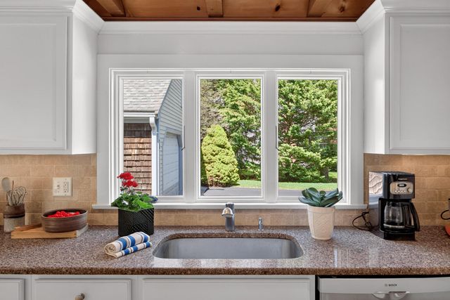 20 Pine Street, Sandwich, MA 02563
