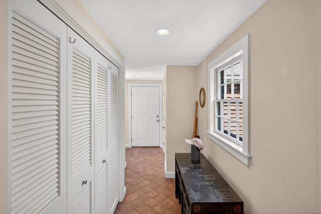 20 Pine Street, Sandwich, MA 02563