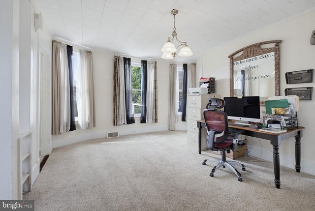108 COLEBROOK RD, Elizabethtown, PA 17022