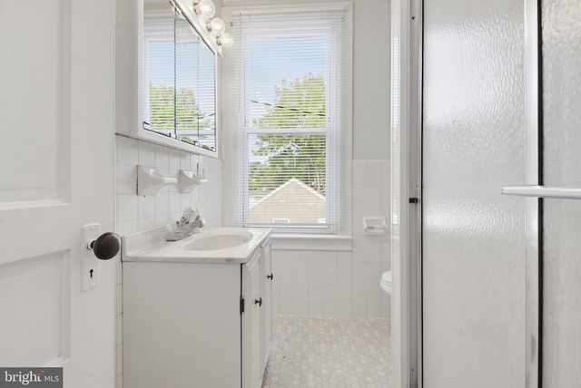 108 COLEBROOK RD, Elizabethtown, PA 17022