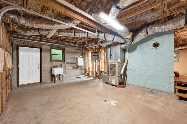 237 Spring Valley Road, Liberty, SC 29657