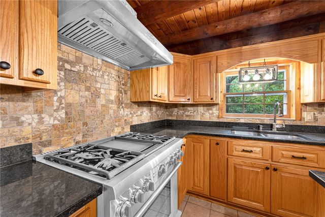 237 Spring Valley Road, Liberty, SC 29657