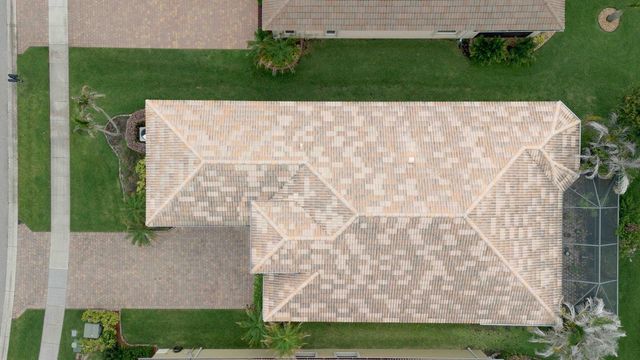 4376 NW Oakbrook Circle, Jensen Beach, FL 34957