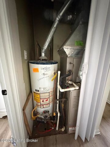 6505 Cooper Chapel Rd, Louisville, KY 40229