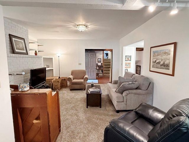 628 W Arch Street, Nevada, MO 64772