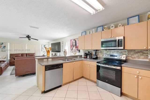 17621 SW 31st Ct, Miramar, FL 33029