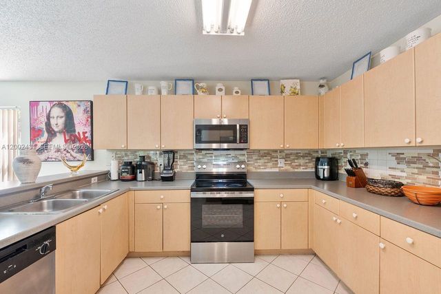17621 SW 31st Ct, Miramar, FL 33029