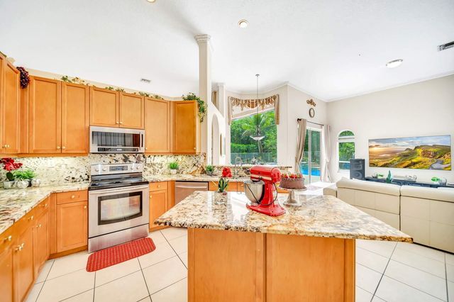 6169 NW 53rd Circle, Coral Springs, FL 33067