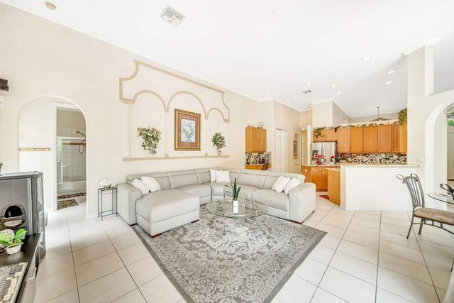 6169 NW 53rd Circle, Coral Springs, FL 33067