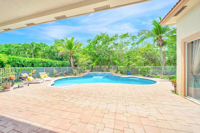 6169 NW 53rd Circle, Coral Springs, FL 33067