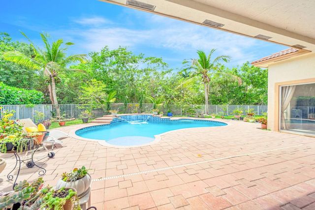 6169 NW 53rd Circle, Coral Springs, FL 33067