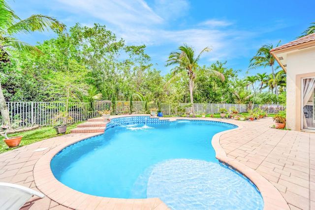 6169 NW 53rd Circle, Coral Springs, FL 33067