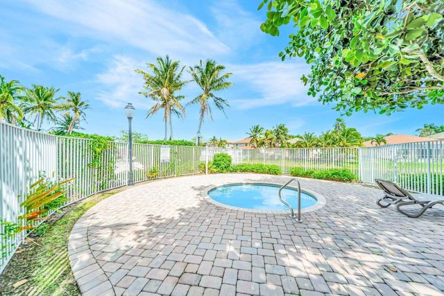 6169 NW 53rd Circle, Coral Springs, FL 33067