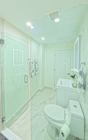 3929 N Oleander Avenue, Chicago, IL 60634