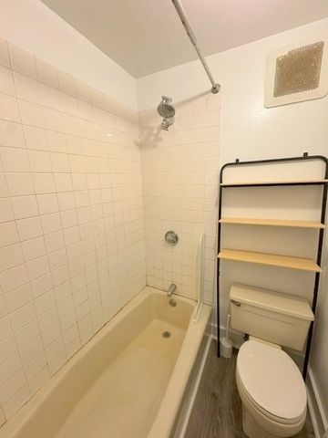 29 Newcastle Rd 2, Boston, MA 02135